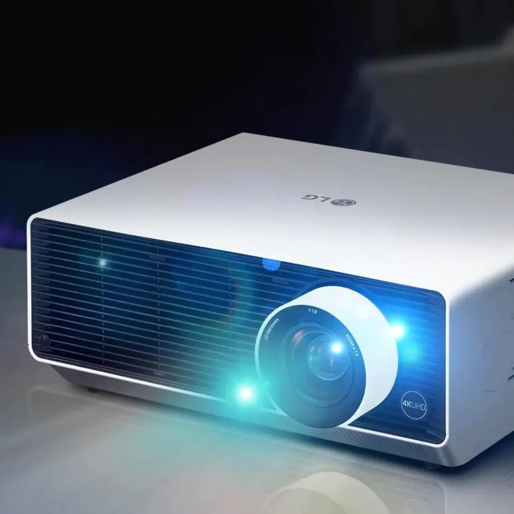 LG ProBeam BU53RG Projector - Thumbnail 3
