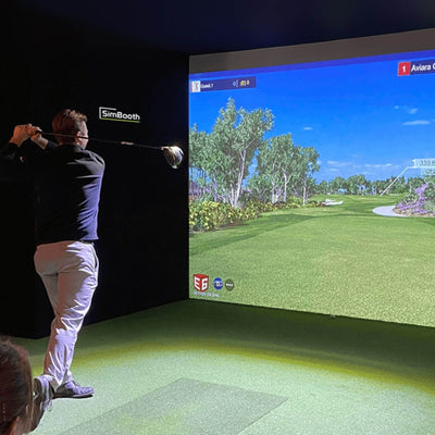 SimBooth 1 – Compact Golf Simulator Enclosure
